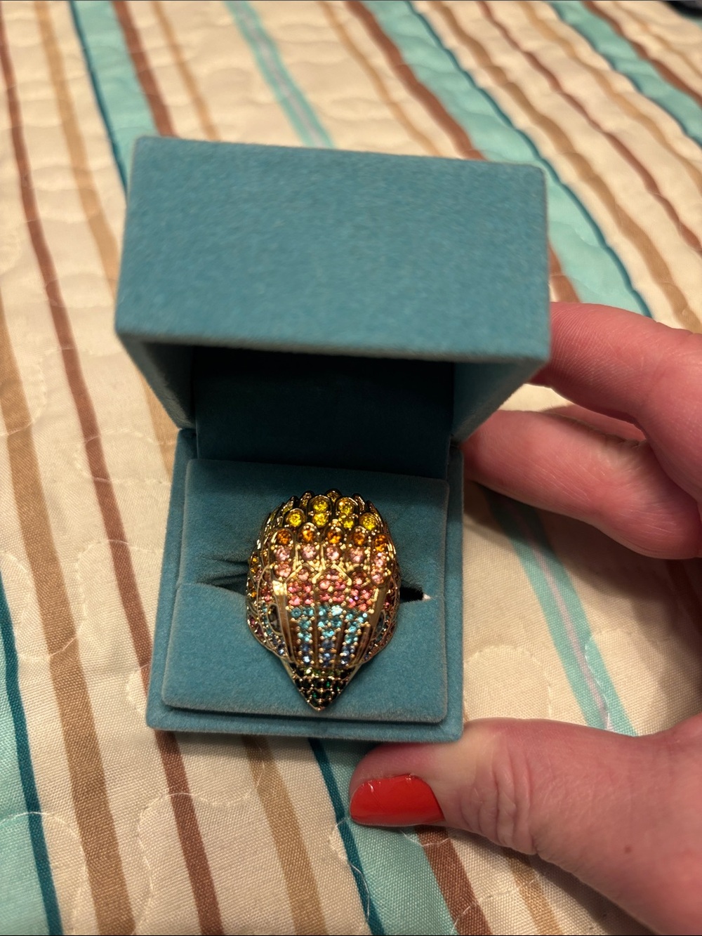 Kurt Geiger Multicolored Vibrant Eagle Crystal Ring Size 9 - Picture 2 of 8